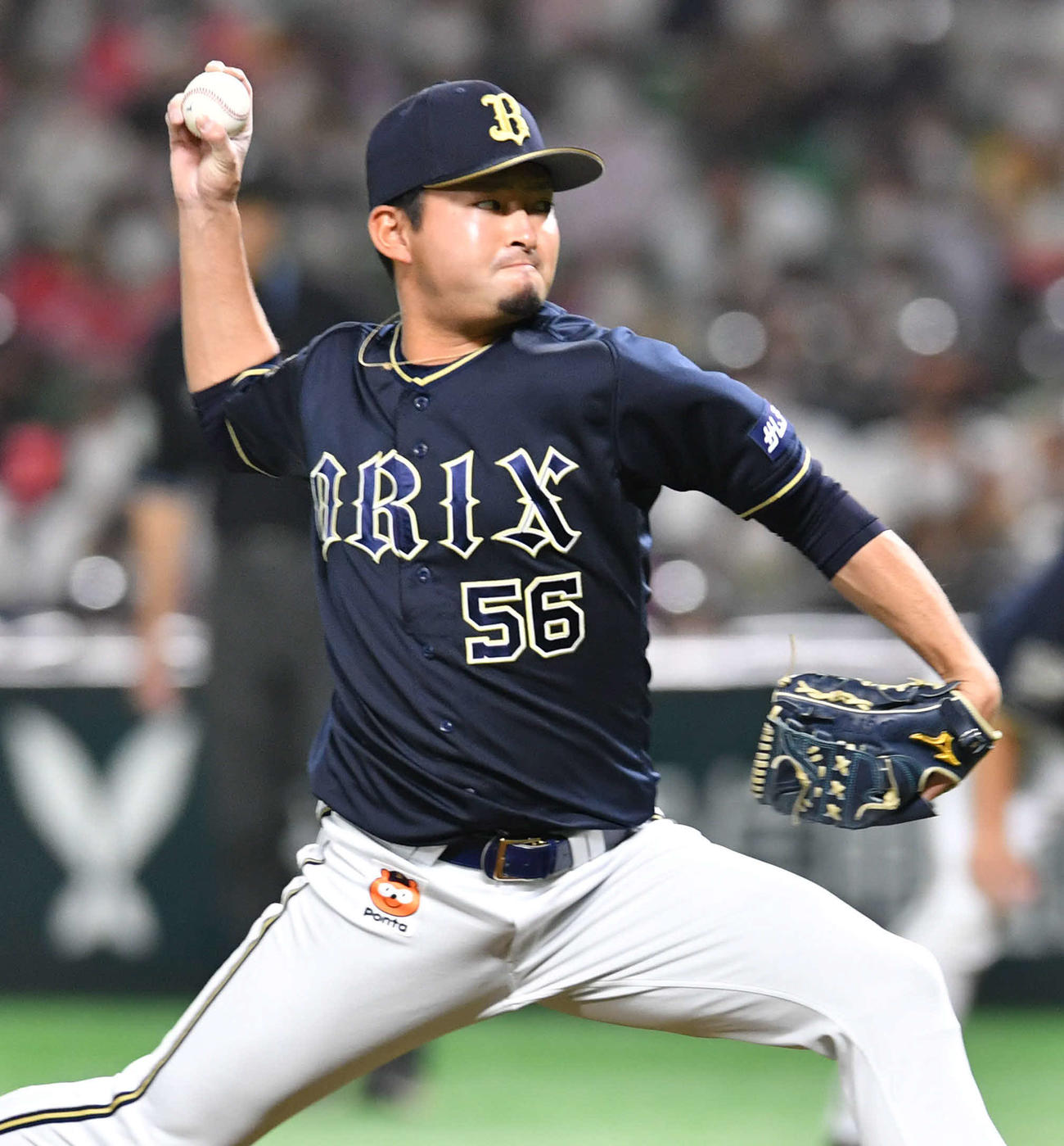 ソフトバンク対オリックス　6回裏ソフトバンク1死一、二塁より登板した、オリックス2番手の小木田（撮影・岩下翔太）