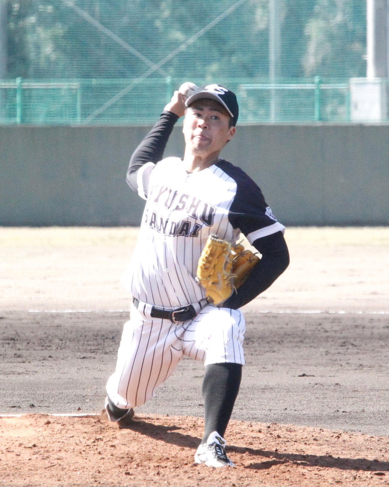 開幕戦勝利を挙げた九産大の楠本宏武（撮影・菊川光一）