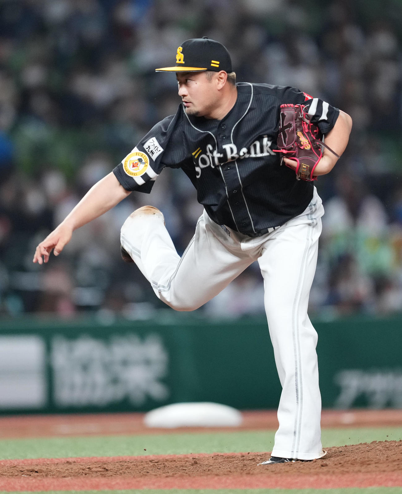 西武対ソフトバンク　12回に登板したソフトバンク森（撮影・菅敏）