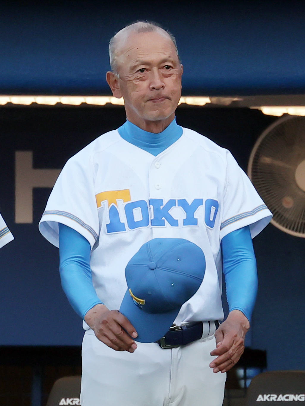 慶大対東大　2－16で敗れ、試合後のあいさつを行う東大・井手監督（撮影・野上伸悟）
