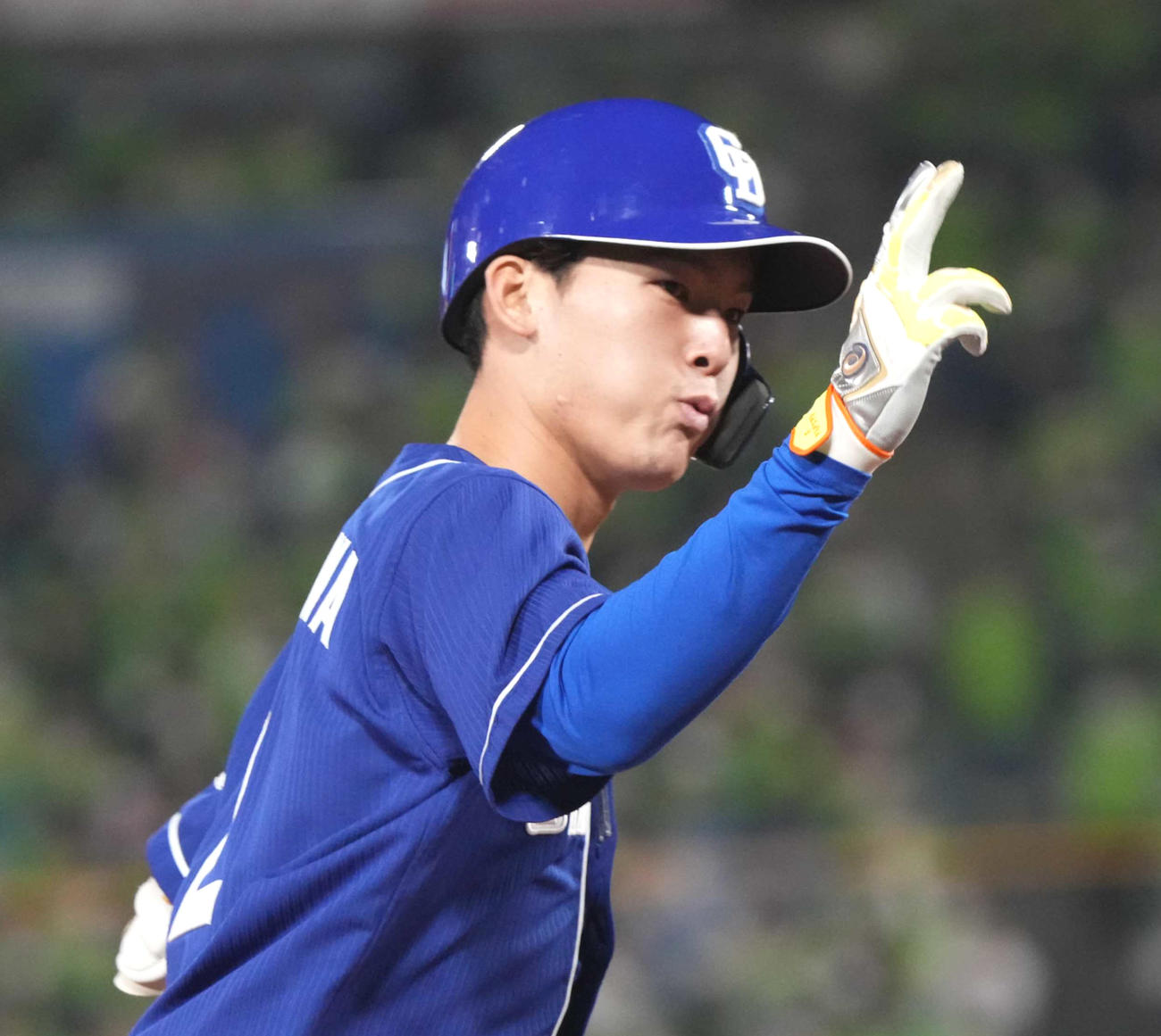 7日ヤクルト戦で本塁打を放った中日石川昂弥