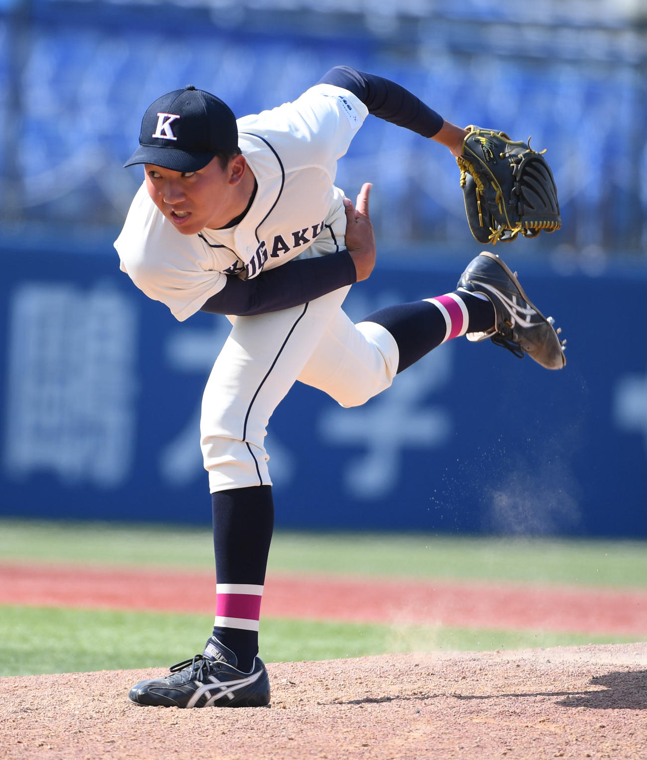 国学院大対亜大　4回から登板した国学院大・田中千（撮影・柴田隆二）