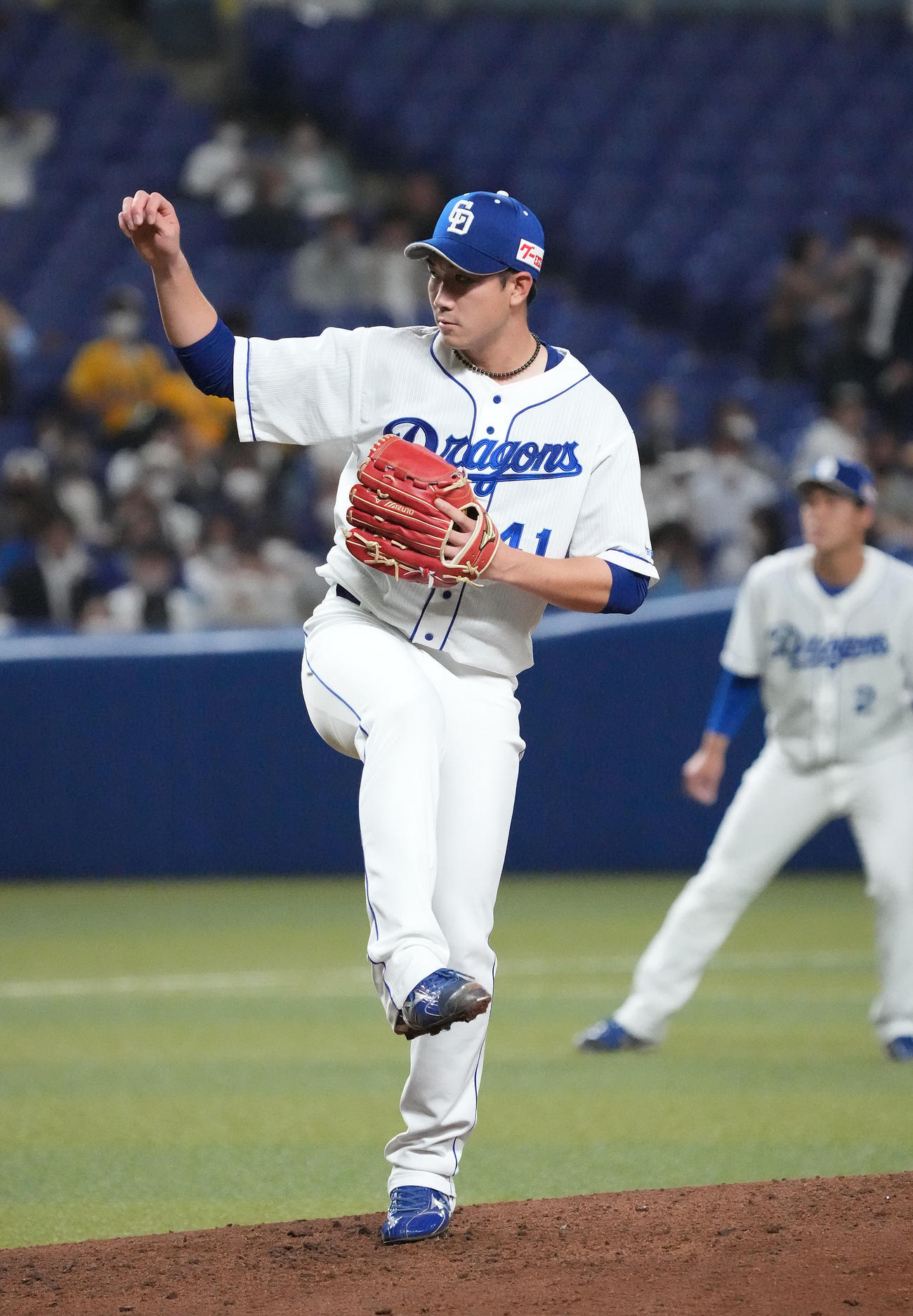 中日対阪神　3回表、力投する中日先発の勝野（撮影・森本幸一）