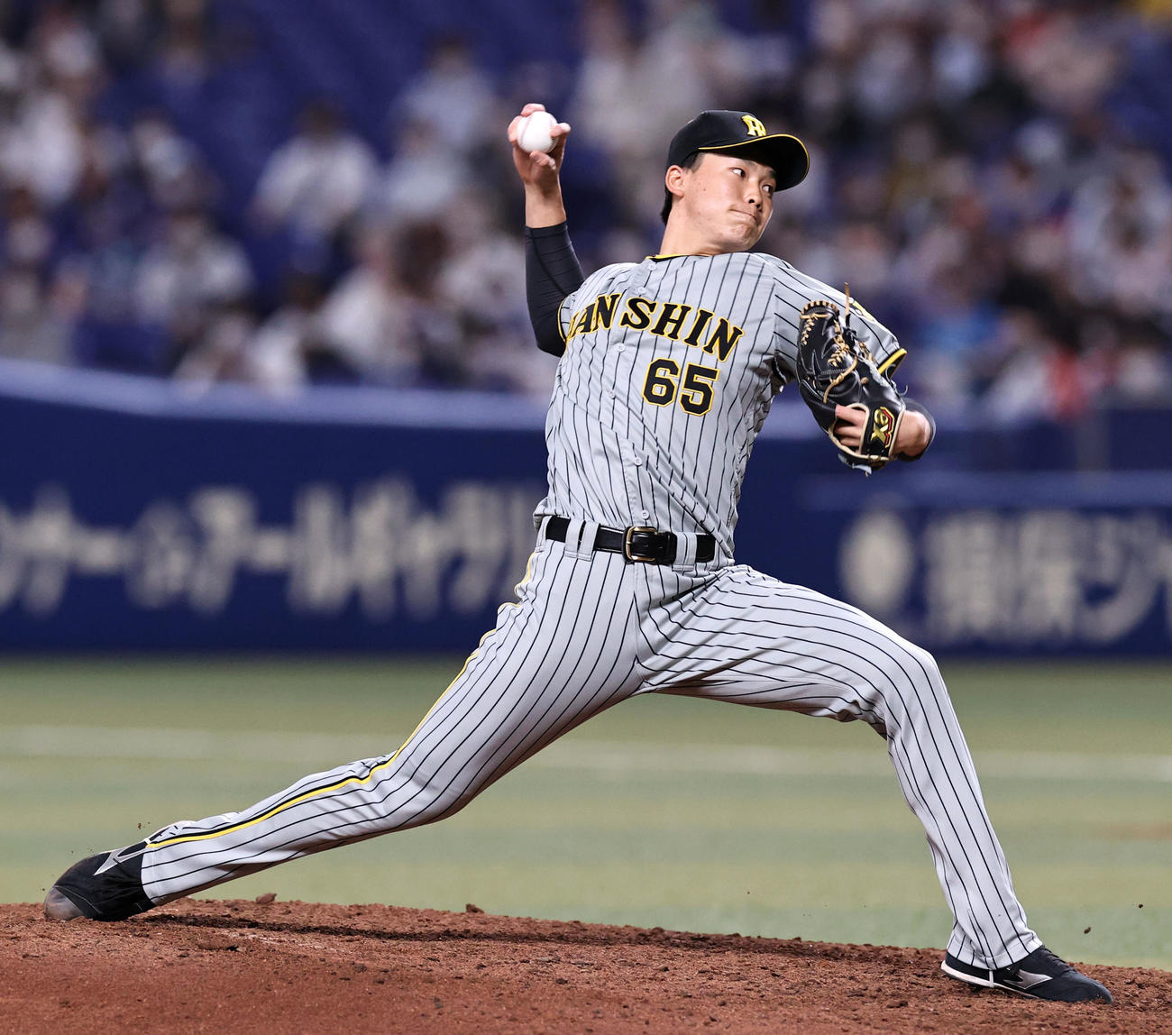 中日対阪神　8回裏を無失点に抑えた湯浅（撮影・加藤哉）