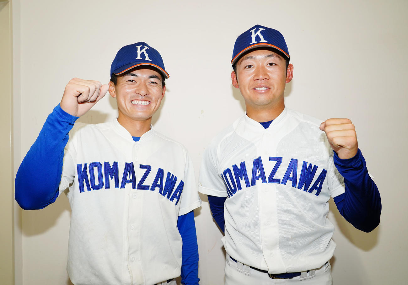 日大に勝利し駒大・林琢（左）と福山（撮影・菅敏）