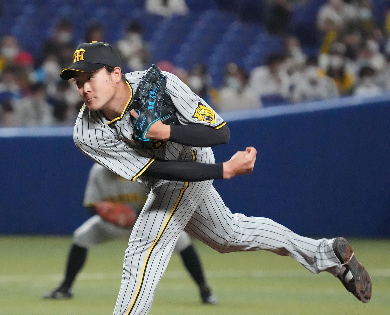 中日対阪神　5回裏、阪神3番手で登板する斎藤（撮影・森本幸一）