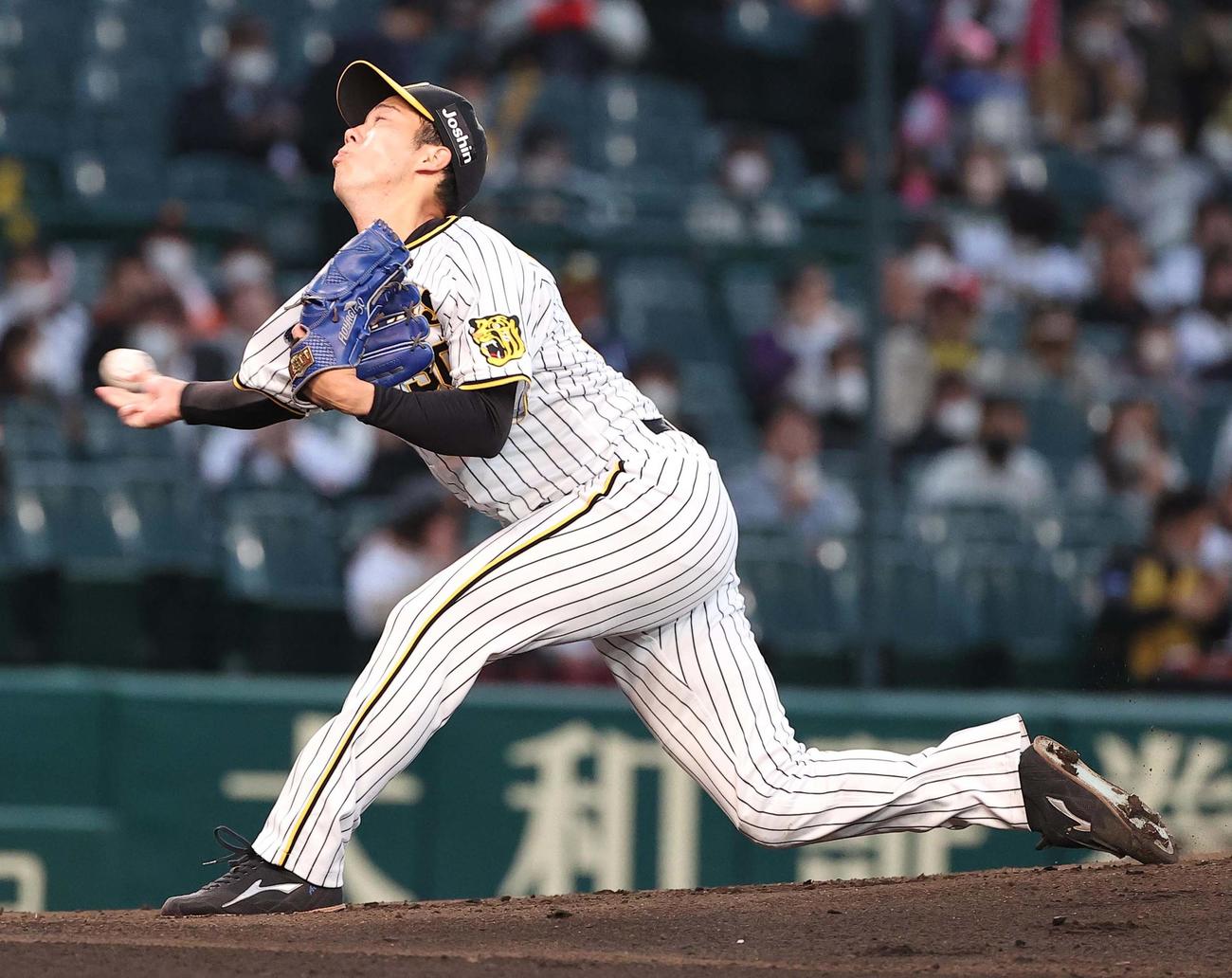 阪神対巨人　阪神先発の青柳（撮影・上田博志）