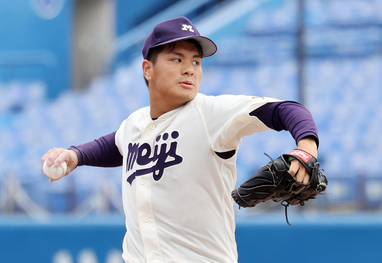 東大対明大　力投する先発の明大・蒔田（撮影・鈴木正人）