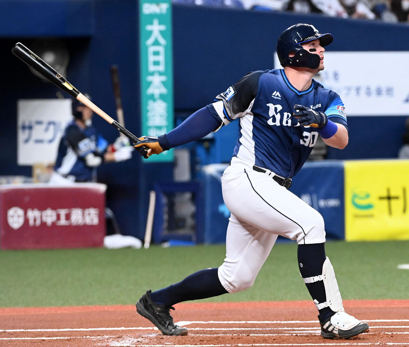 オリックス対西武　1回表西武2死、オグレディは右越え先制本塁打を放つ（撮影・前岡正明）