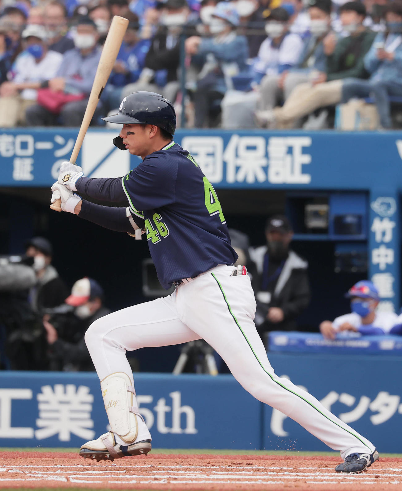 DeNA対ヤクルト　6回表ヤクルト無死、右前打を放つ太田（撮影・野上伸悟）