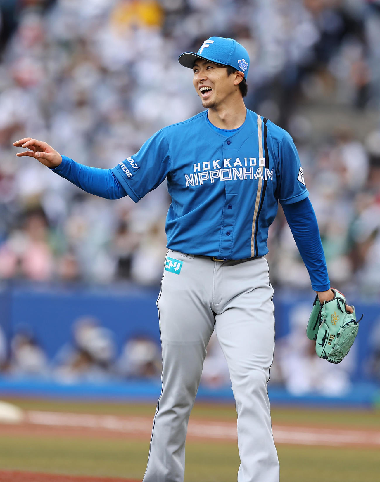 ロッテ対日本ハム　4回裏ロッテの攻撃を無失点に抑え日本ハム先発の上沢（撮影・垰建太）