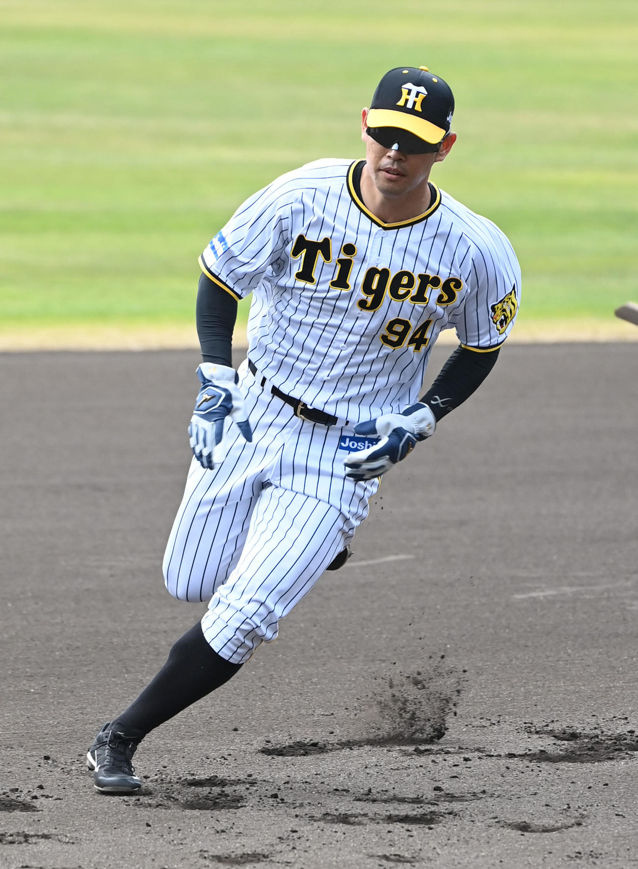 阪神原口文仁（2022年2月3日撮影）