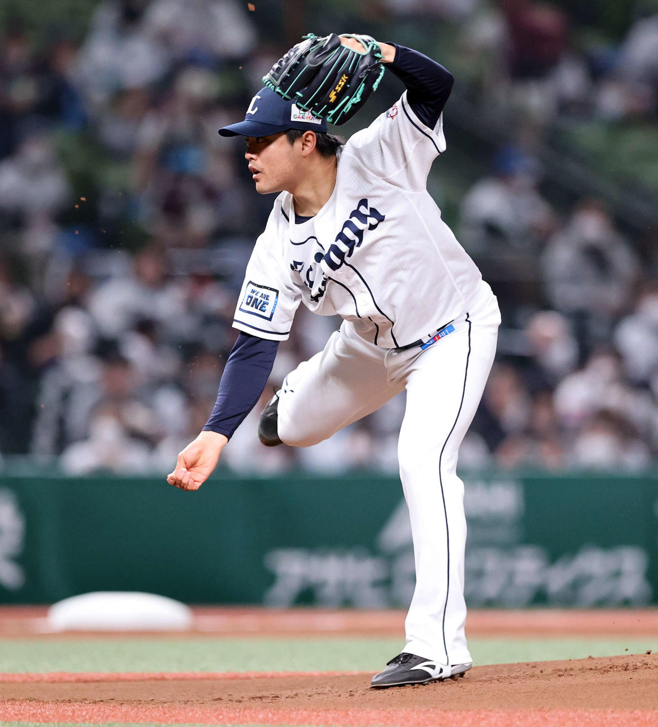 西武対ロッテ　力投する西武先発の松本（撮影・浅見桂子）
