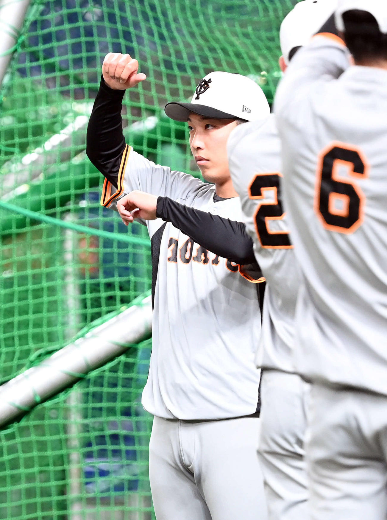 中日対巨人　ビジョントレーニングをする巨人赤星優志（撮影・たえ見朱実）
