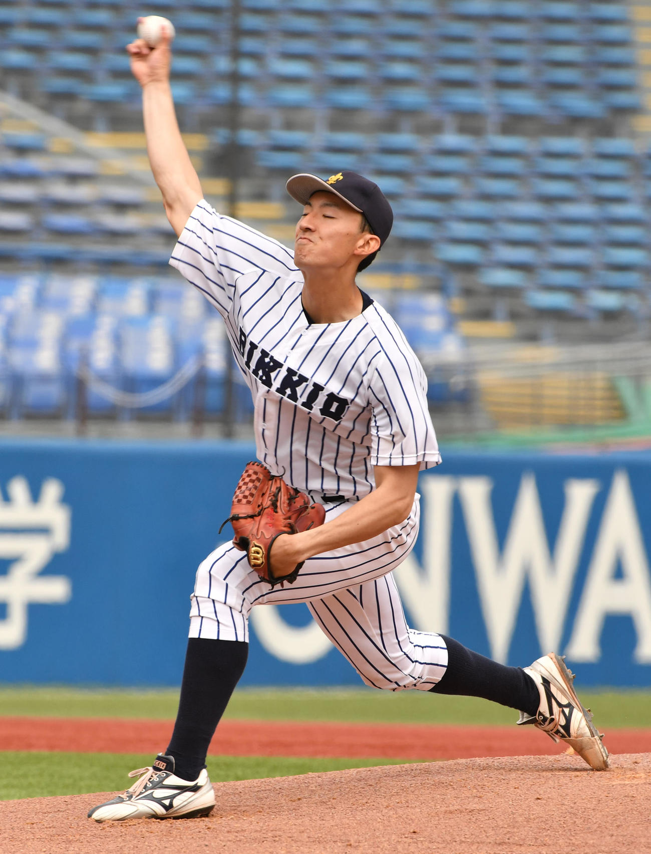 立大対慶大　先発した立大・荘司康誠（撮影・柴田隆二）