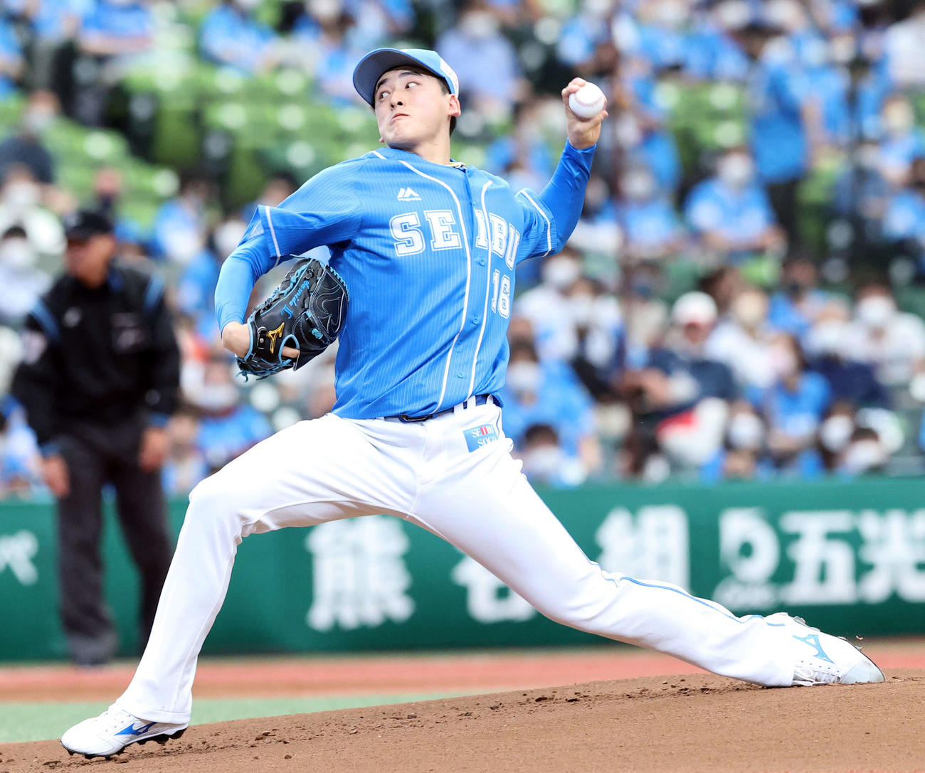 西武対楽天　力投する西武先発の隅田（撮影・浅見桂子）