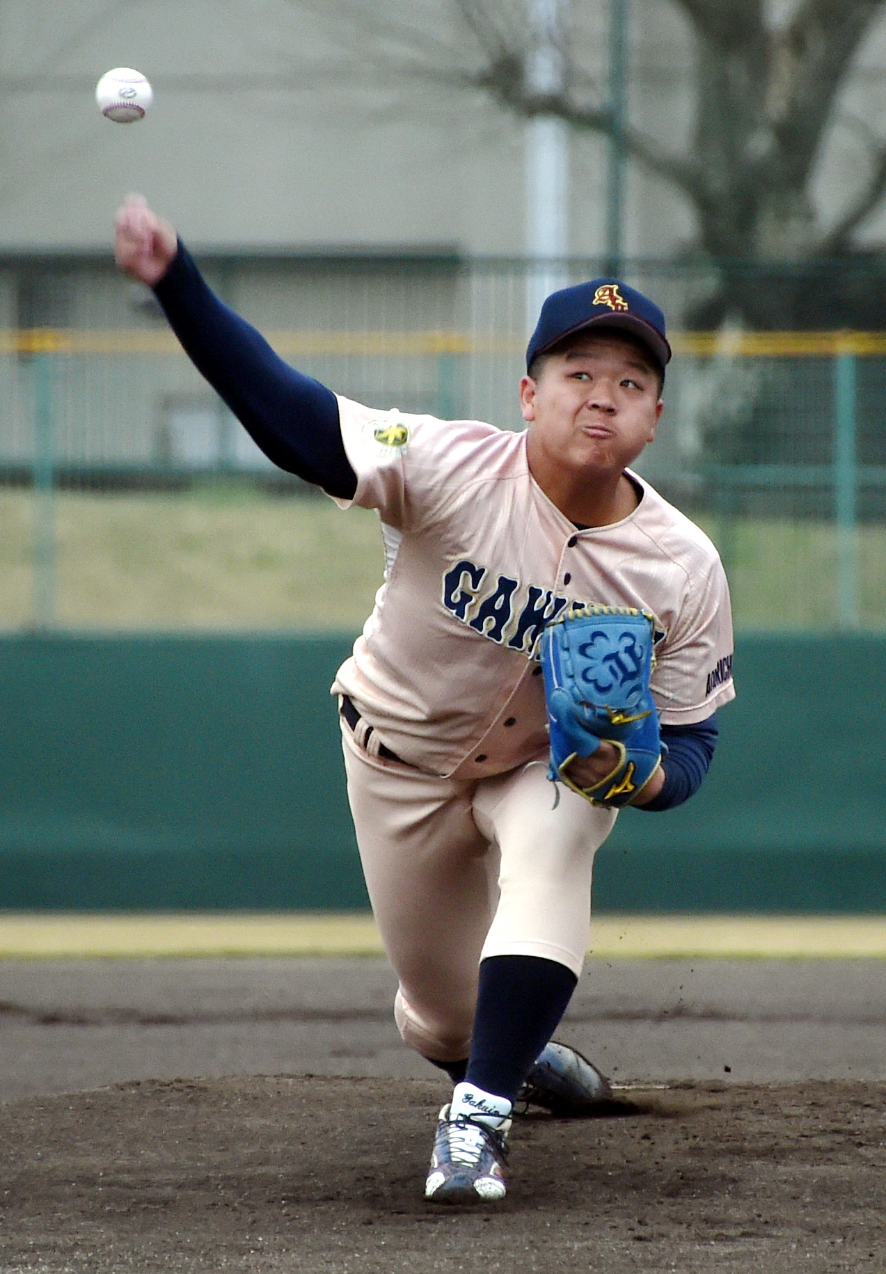 7回2失点に抑えた青森中央学院大・中村