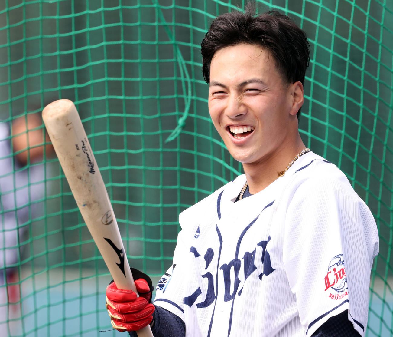西武長谷川信哉（2022年2月9日撮影）