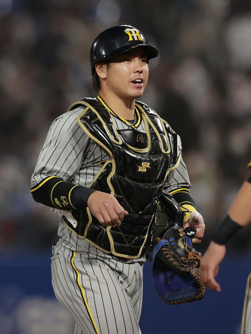 阪神】梅野隆太郎「マザーズデー」でチャリティー出品「毎日野球できて