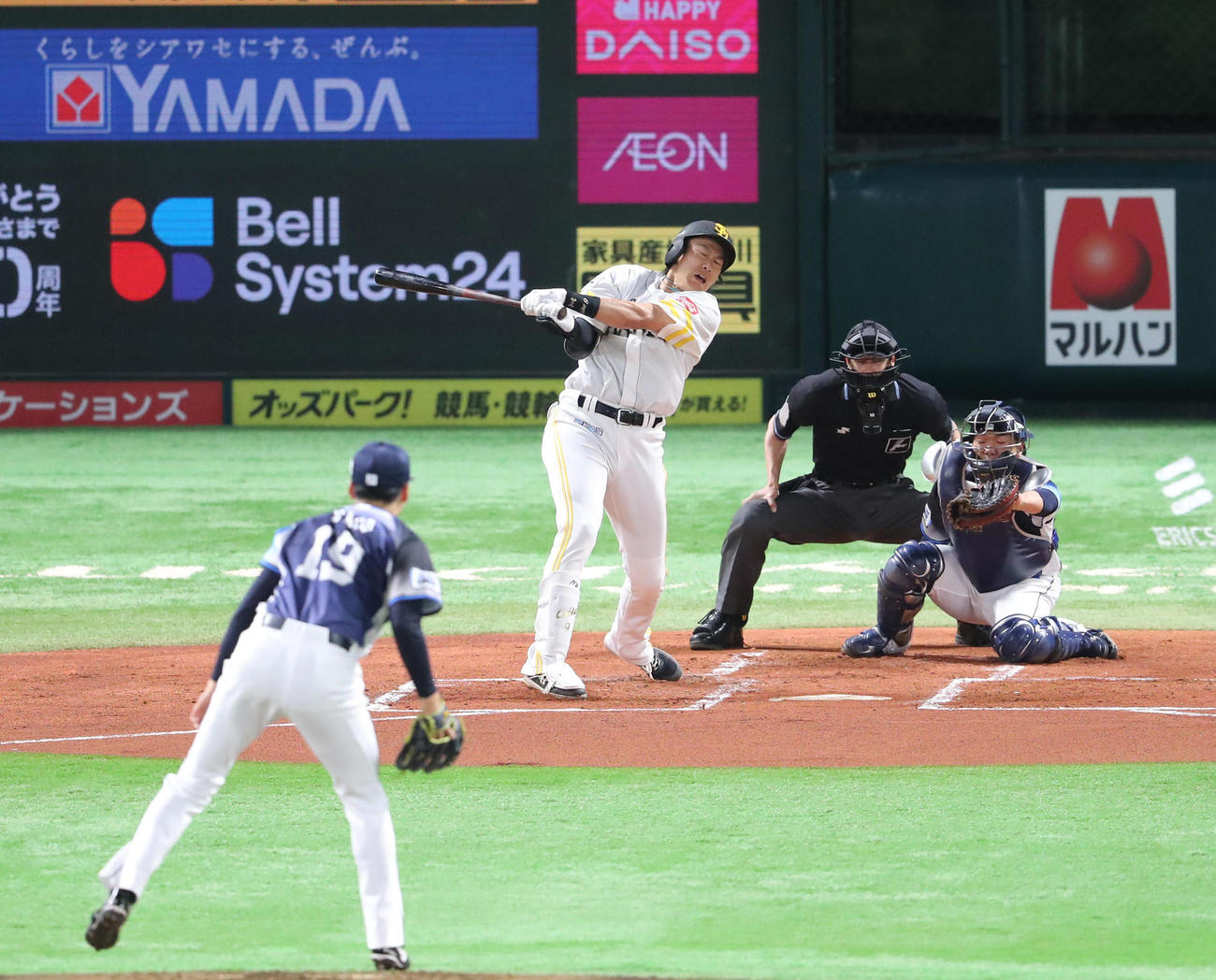 ソフトバンク対西武　1回裏ソフトバンク2死、柳田は空振り三振に倒れる（撮影・梅根麻紀）