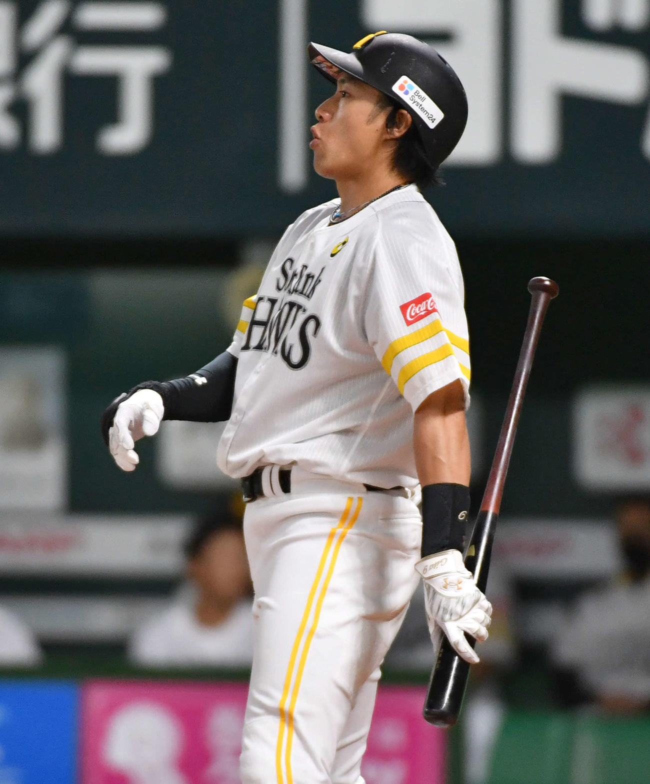 ソフトバンク対西武　1回裏ソフトバンク2死、空振り三振に倒れた柳田（撮影・岩下翔太）