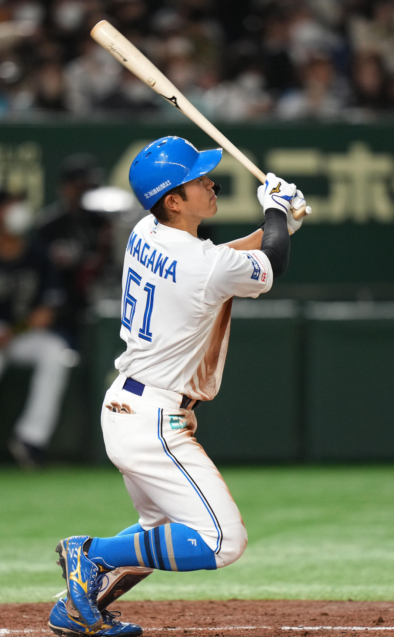 日本ハム対オリックス　3回裏日本ハム1死一塁、中越え2点本塁打を放つ今川（撮影・横山健太）