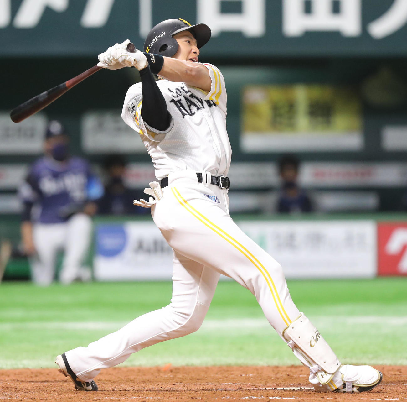 ソフトバンク西武　5回裏ソフトバンク無死、柳田は中前安打を放つ（撮影・屋方直哉）