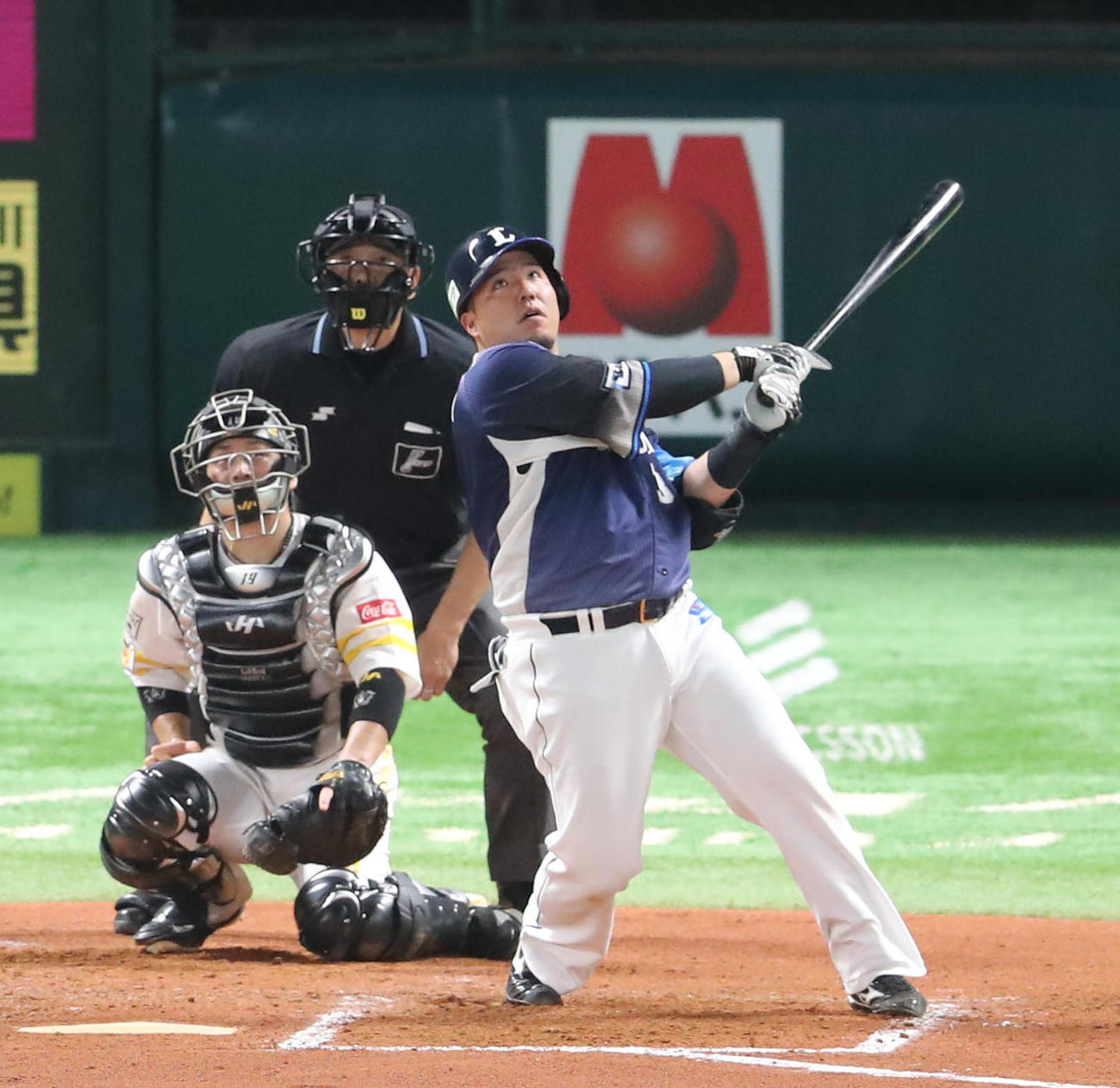 ソフトバンク対西武　7回表西武1死、山川は中越え本塁打を放つ（撮影・梅根麻紀）