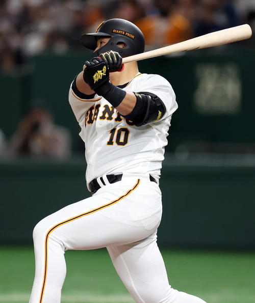 巨人】中田翔が2軍戦で3ラン 低めチェンジアップをすくい上げ左中間
