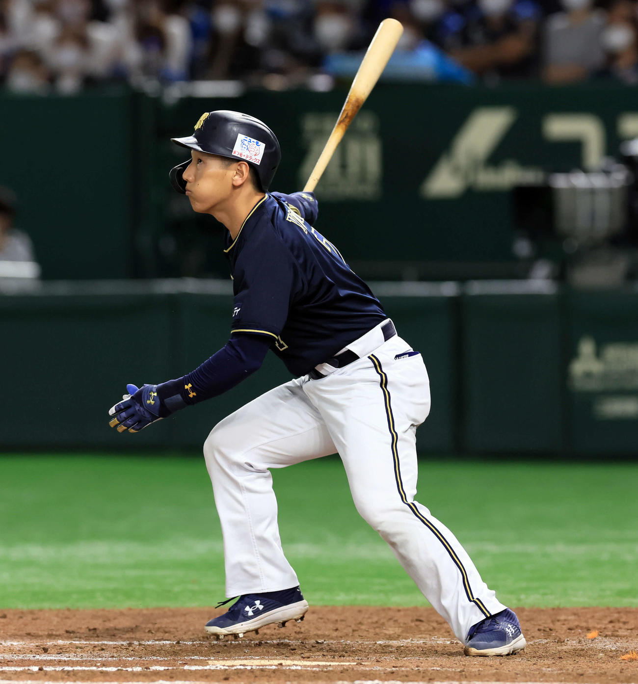 日本ハム対オリックス　8回表オリックス2死二、三塁、吉田正は左適時打を放つ（撮影・浅見桂子）