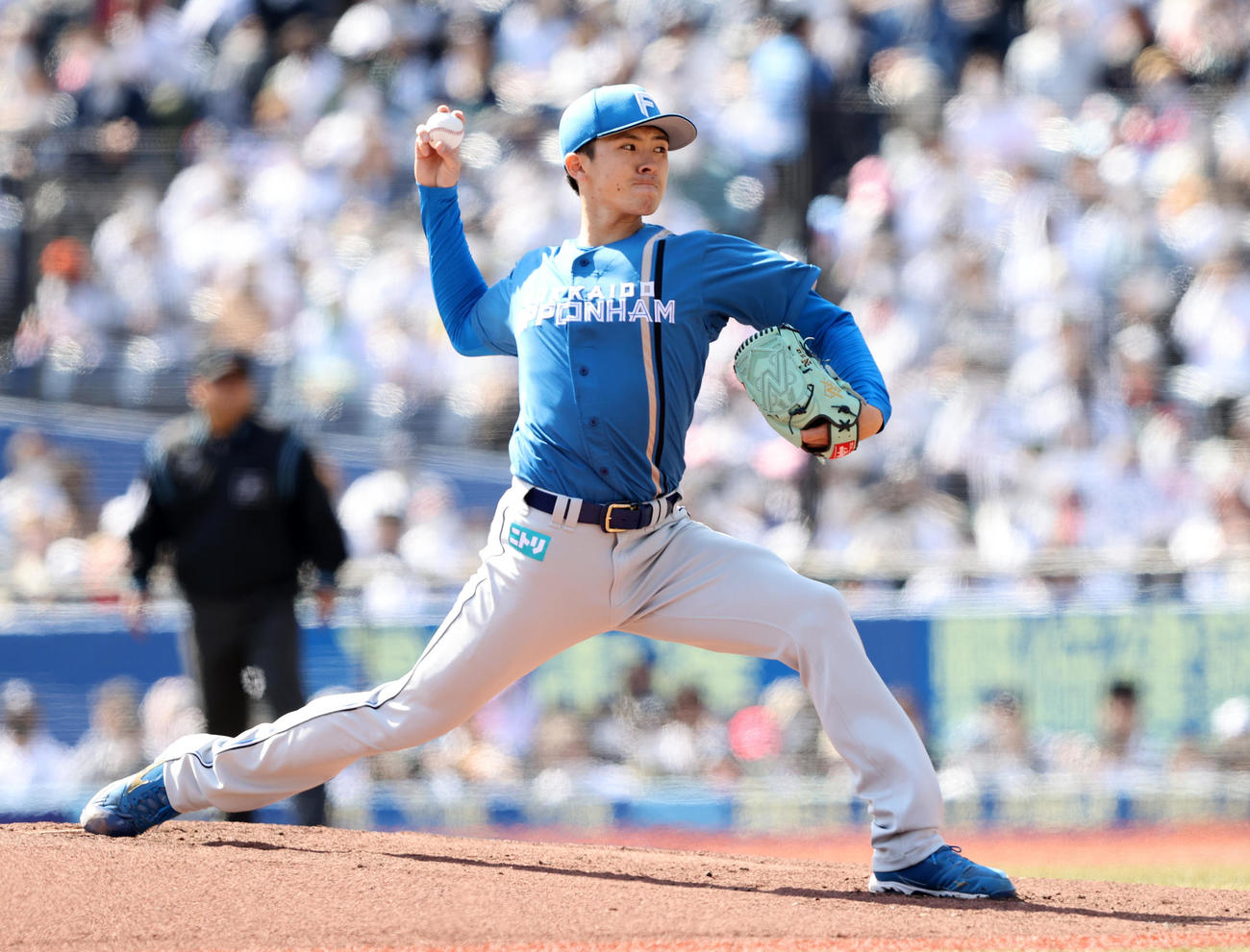 ロッテ対日本ハム　力投する日本ハム先発の上沢直之（撮影・鈴木正人）