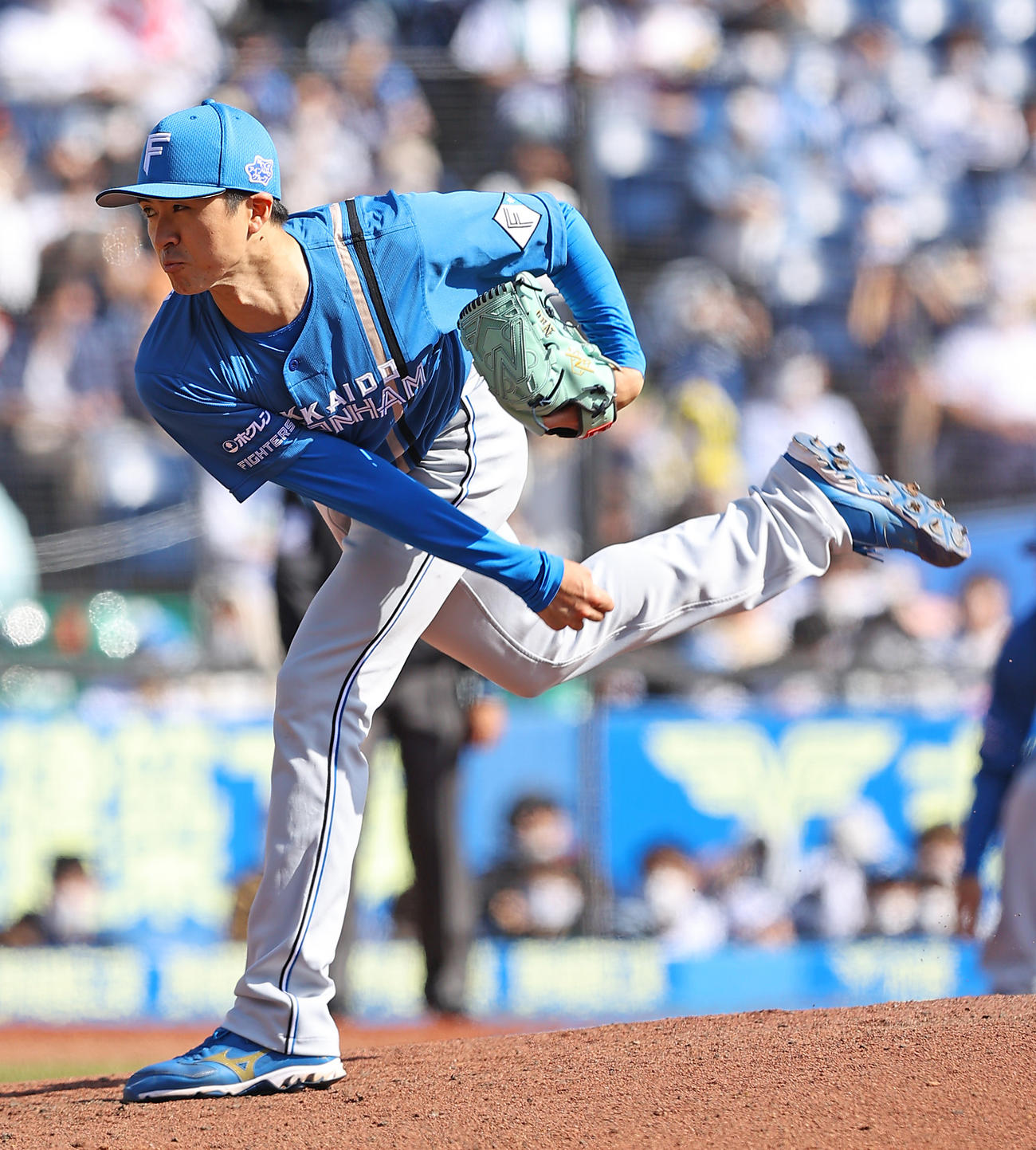 ロッテ対日本ハム　力投する日本ハム先発の上沢（撮影・垰建太）