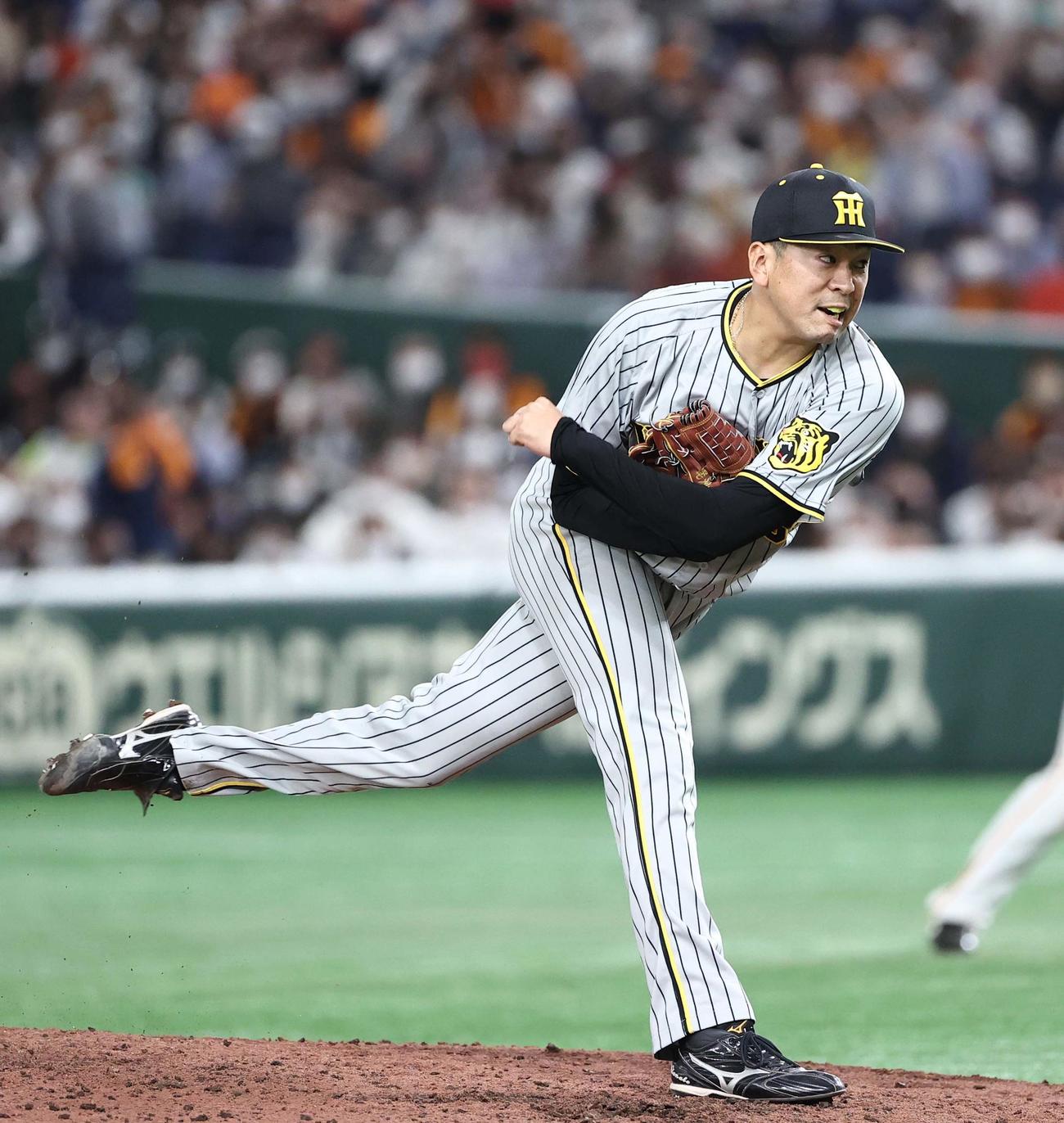 巨人対阪神　阪神2番手の渡辺（撮影・上田博志）