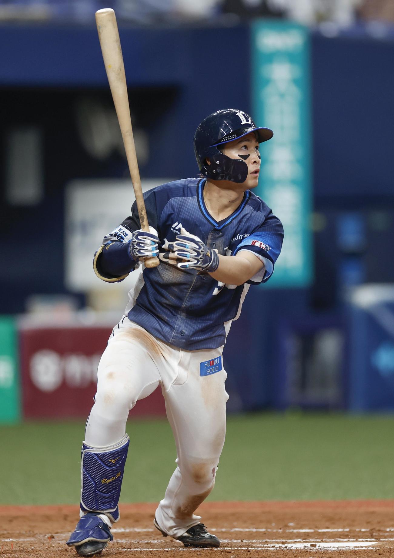 7回西武無死三塁、川野が右犠飛を放つ