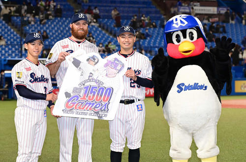 ヤクルト】青木宣親が通算1500試合出場の節目に決勝打「頼りにしてます