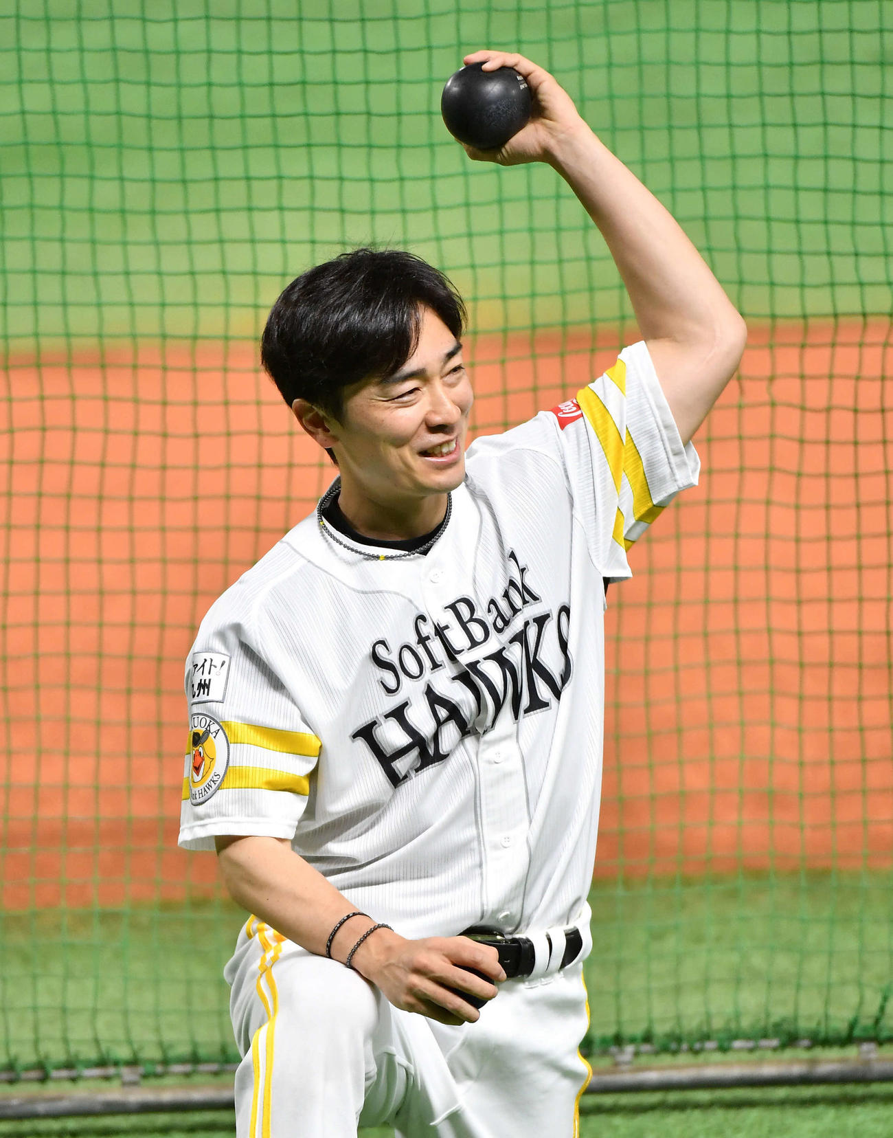 談笑しながら練習を行う和田（撮影・岩下翔太）