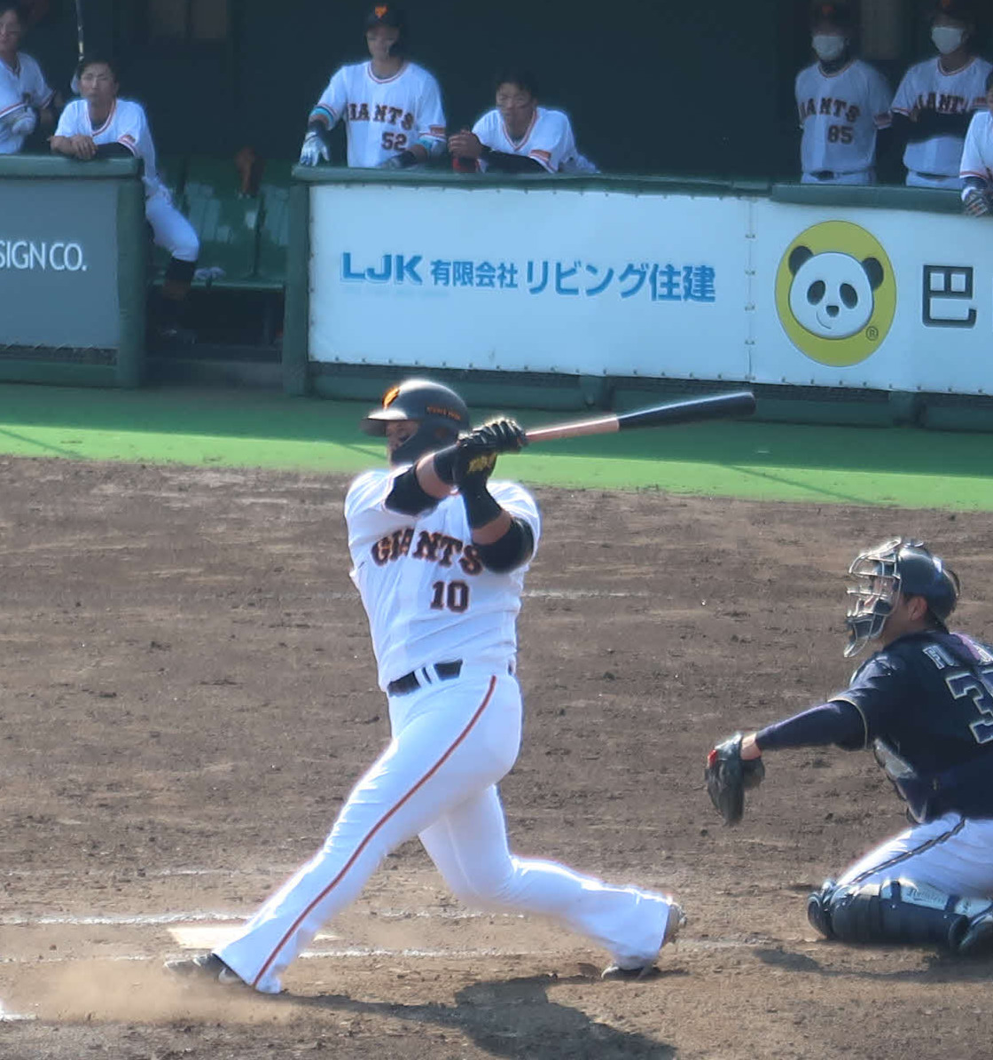 ファーム交流戦のオリックス戦に「3番指名打者」で先発出場した巨人中田（撮影・小早川宗一郎）