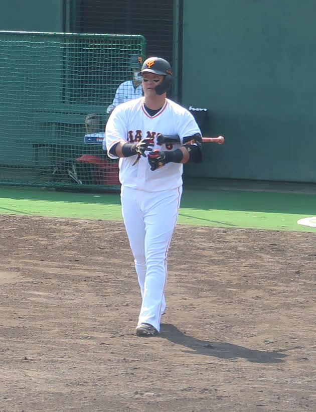 ファーム交流戦のオリックス戦に「3番指名打者」で先発出場した巨人中田（撮影・小早川宗一郎）