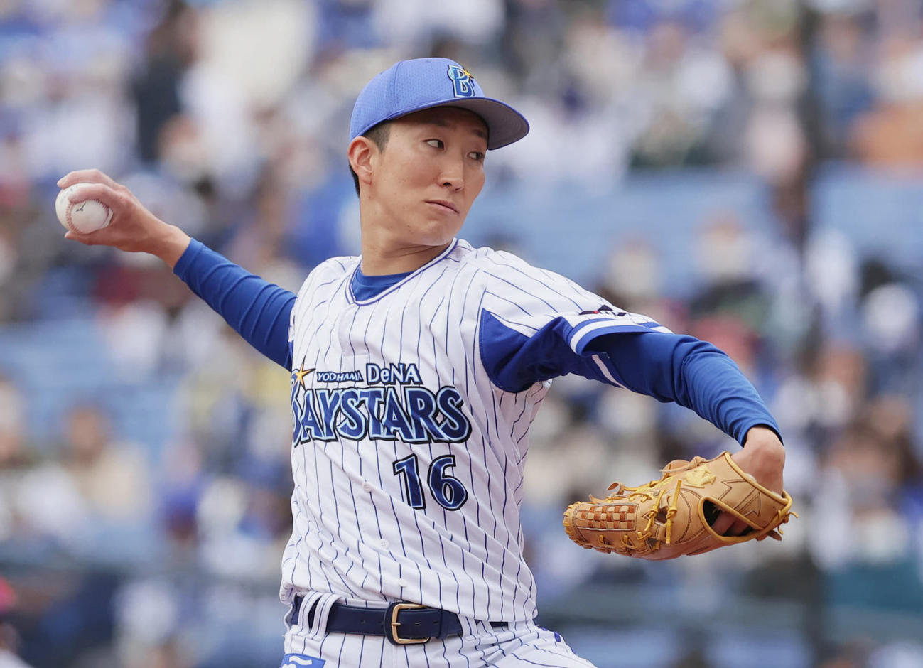 DeNA対ヤクルト　力投するDeNA先発の大貫（撮影・野上伸悟）