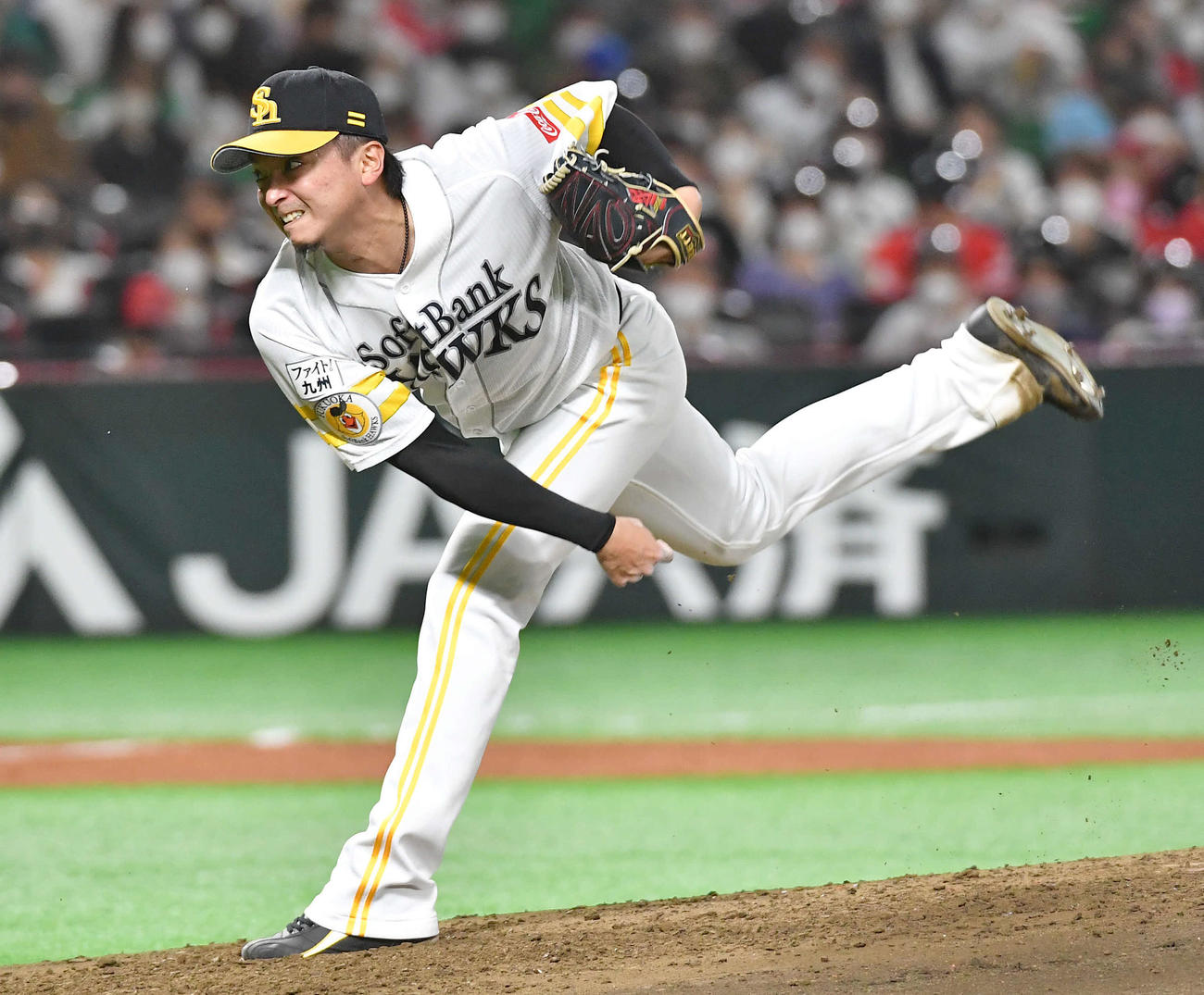 ソフトバンク対オリックス　ソフトバンク先発の東浜（撮影・岩下翔太）