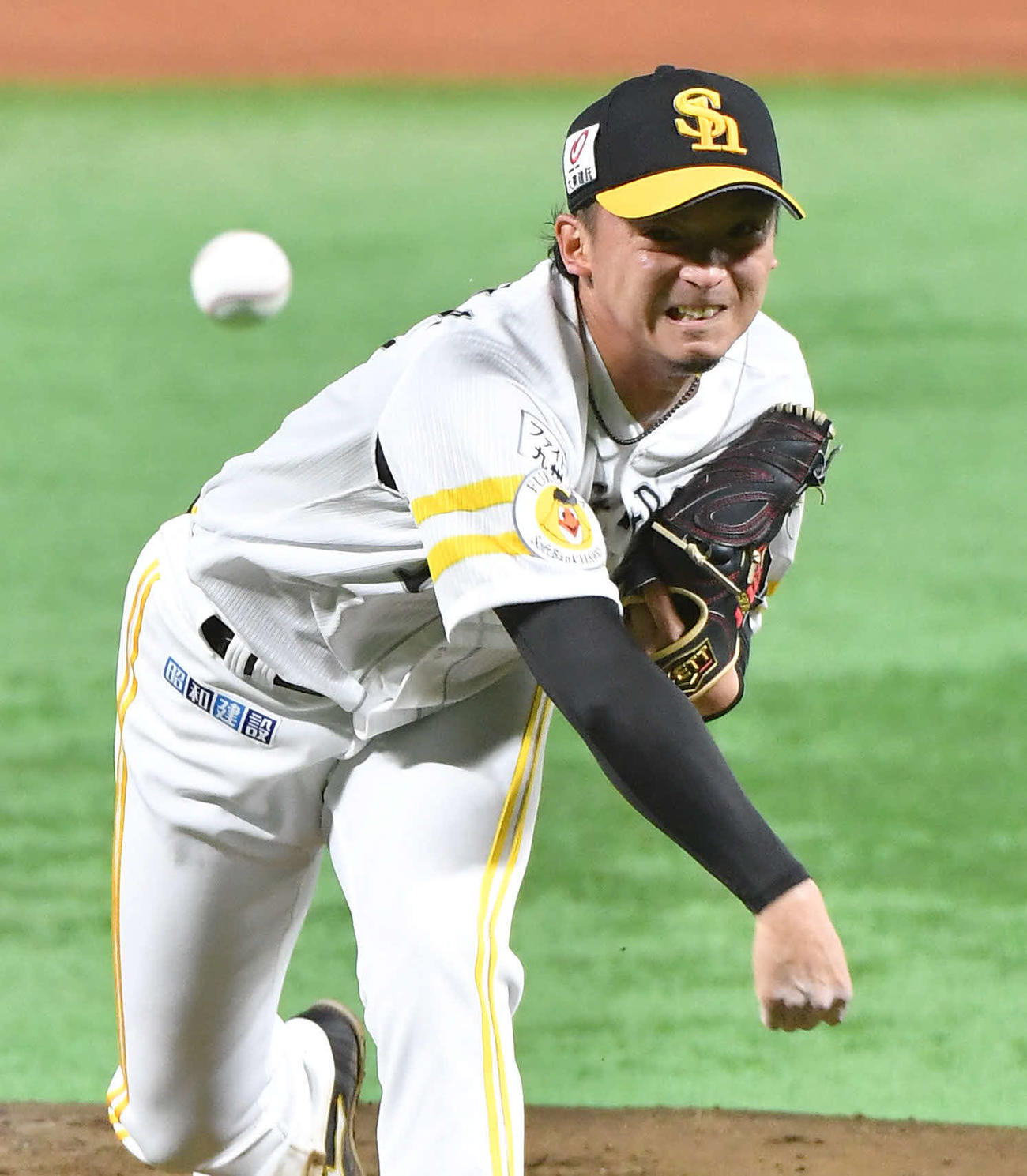 ソフトバンク対オリックス　ソフトバンク先発の東浜（撮影・岩下翔太）