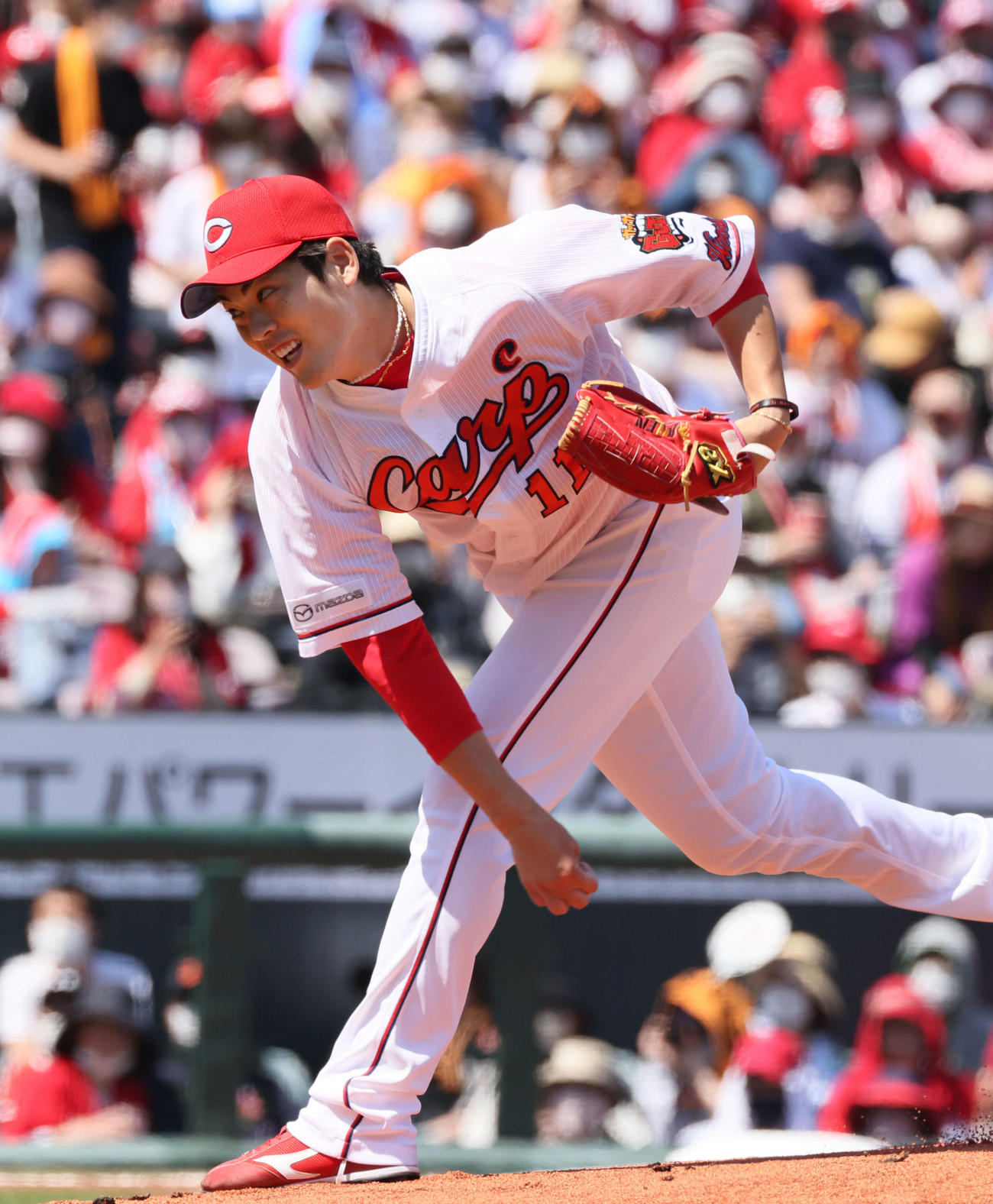 広島対巨人　広島先発の九里（撮影・加藤孝規）