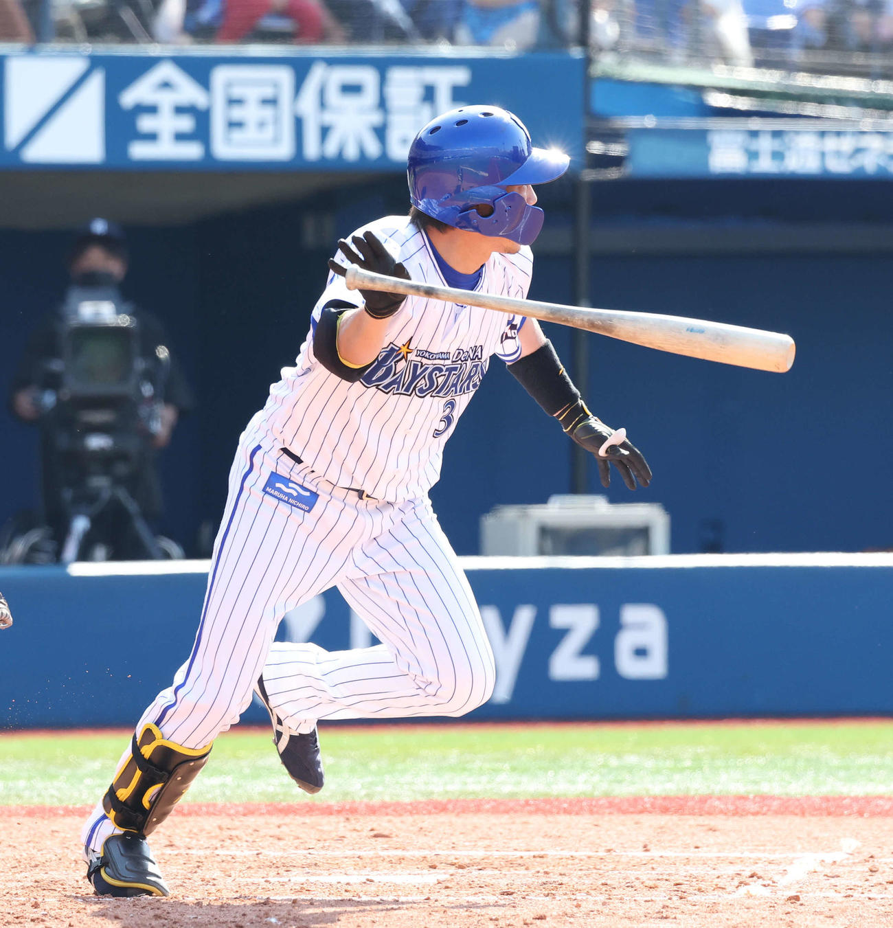 DeNA対中日　4回裏DeNA1死満塁、代打藤田は左前適時打を放つ（撮影・丹羽敏通）