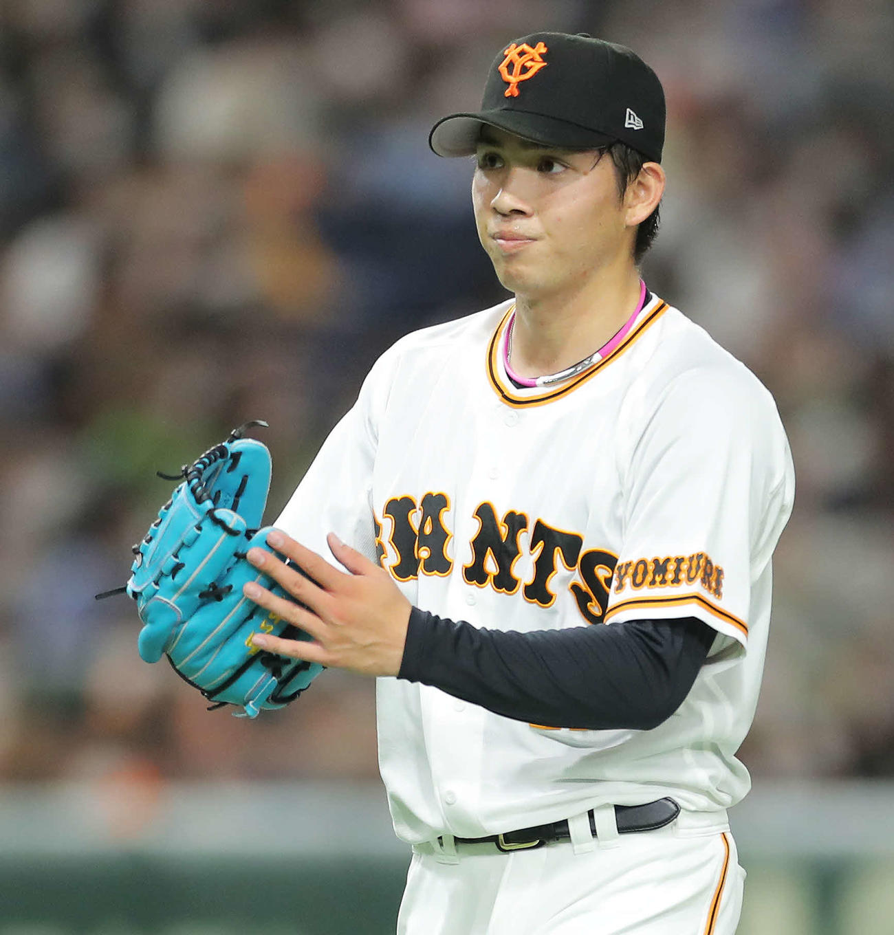 巨人対ヤクルト　4回表を抑える高橋（撮影・河田真司）