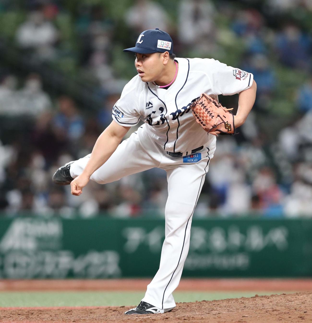 西武対日本ハム　8回に登板の平良（撮影・黒川智章）