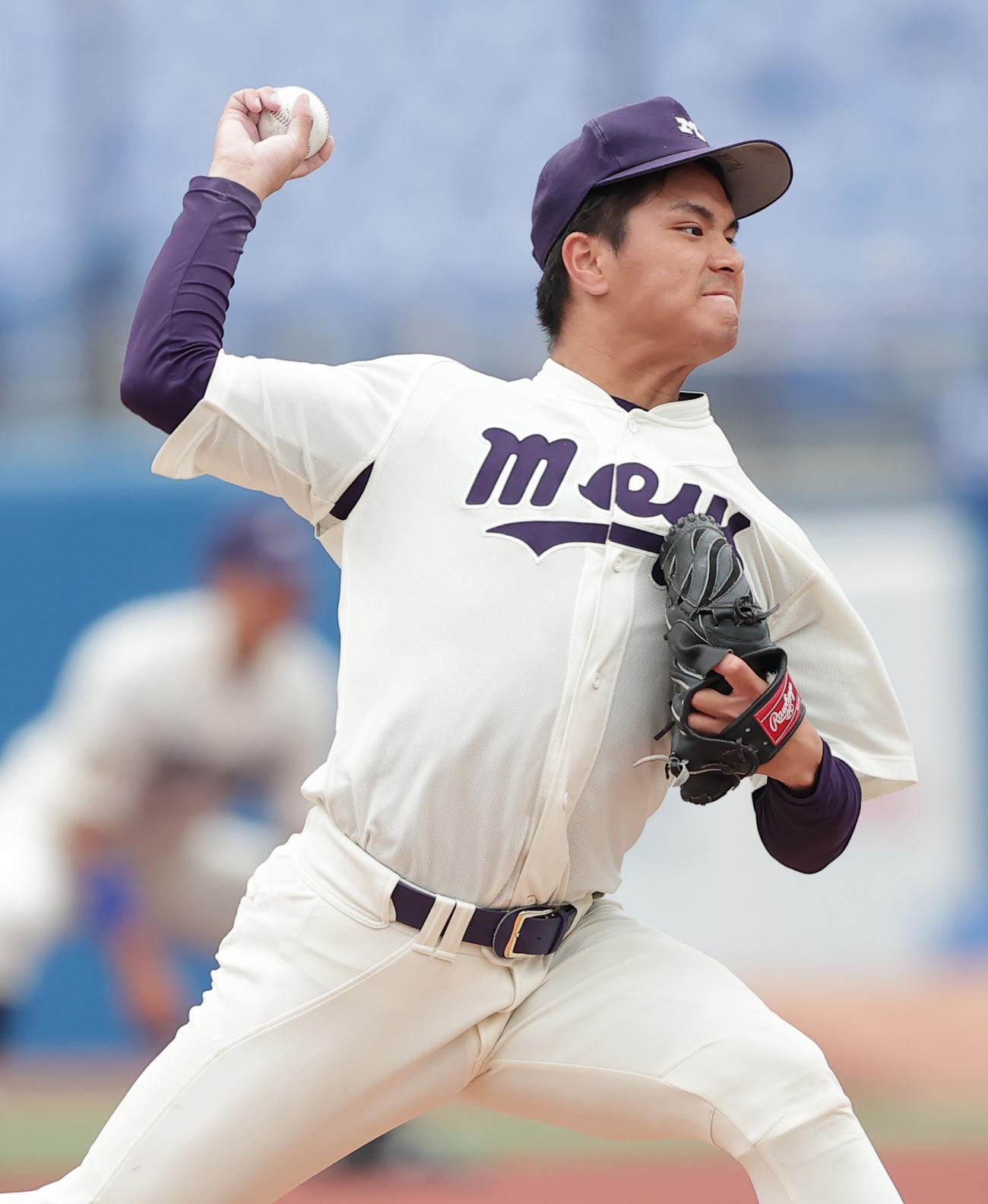 法大対明大　力投する明大先発の蒔田（撮影・野上伸悟）