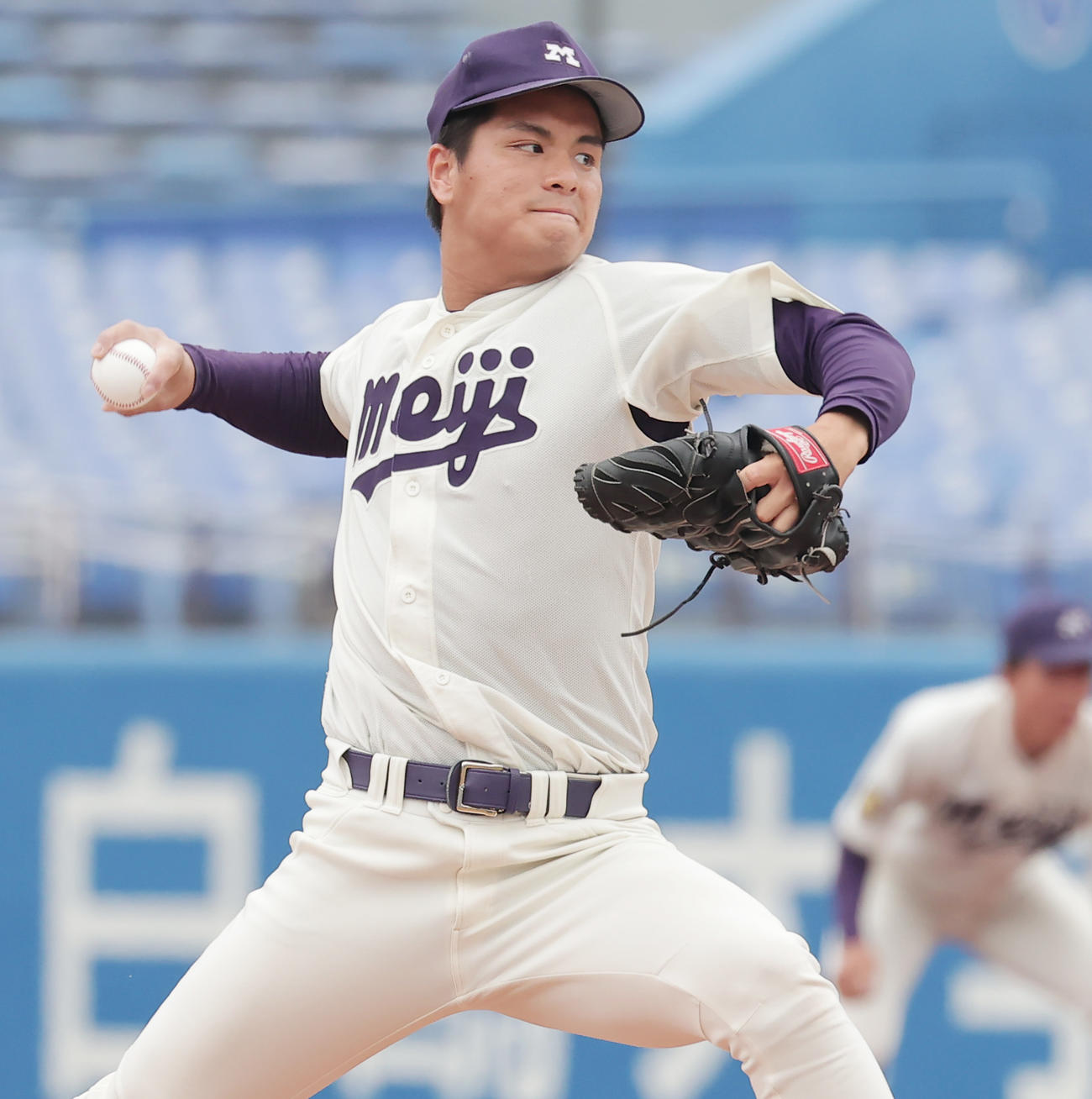 法大対明大　力投する明大先発の蒔田稔（撮影・野上伸悟）
