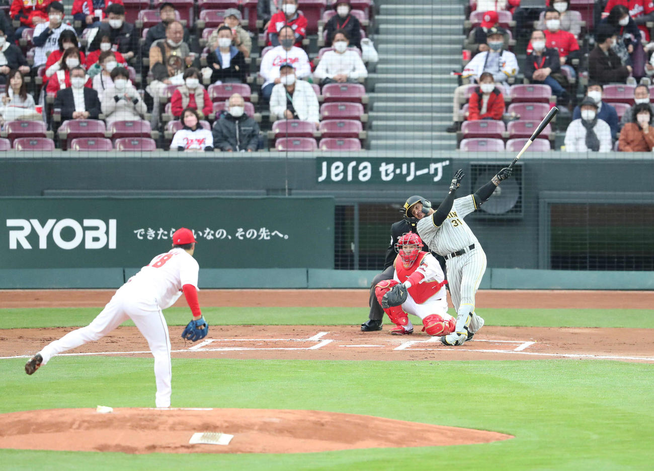 3月30日、広島戦の1回、マルテは床田から右前打を放つ