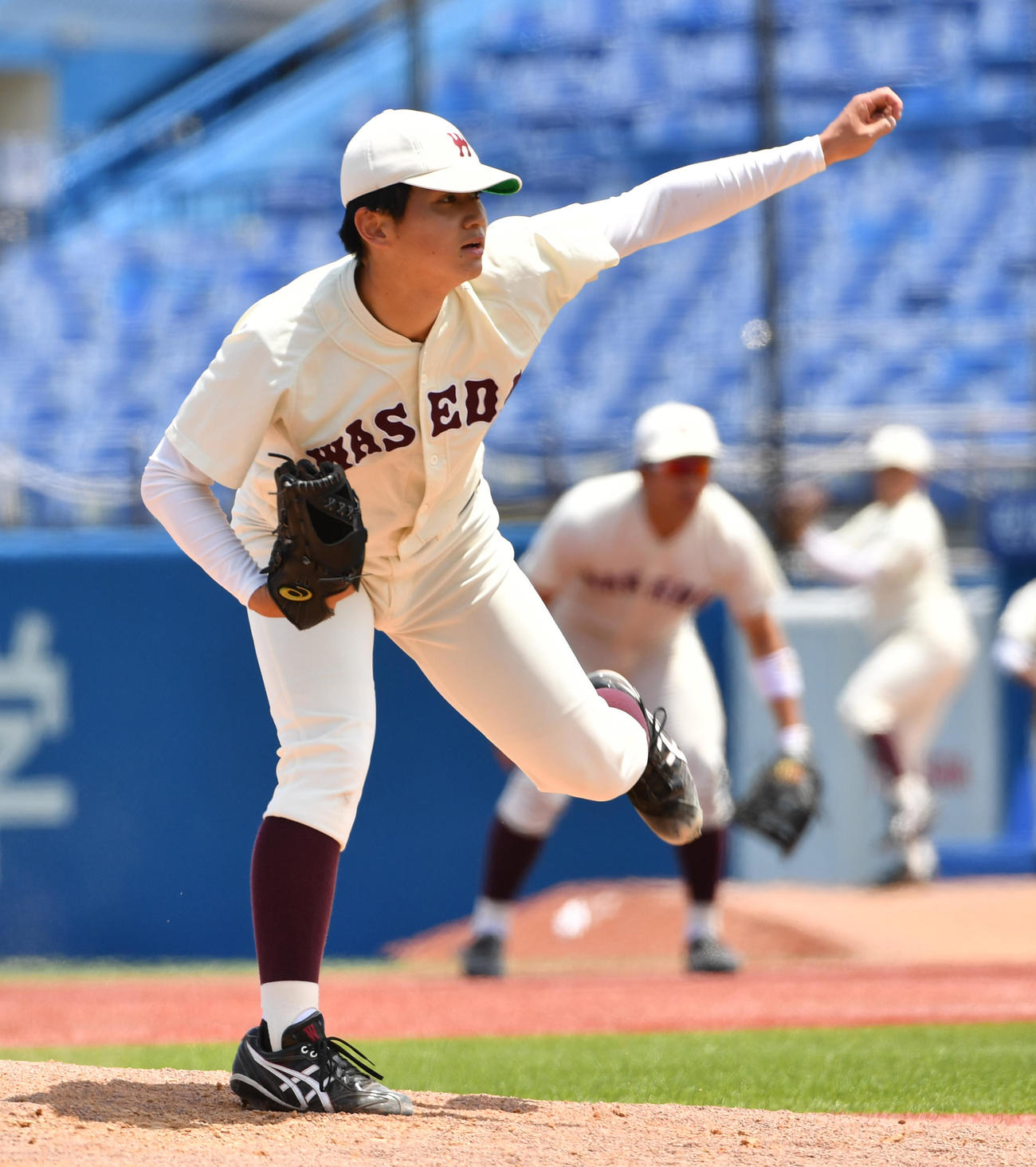東大対早大　5回から登板した早大・清水大は初勝利を挙げた（撮影・柴田隆二）