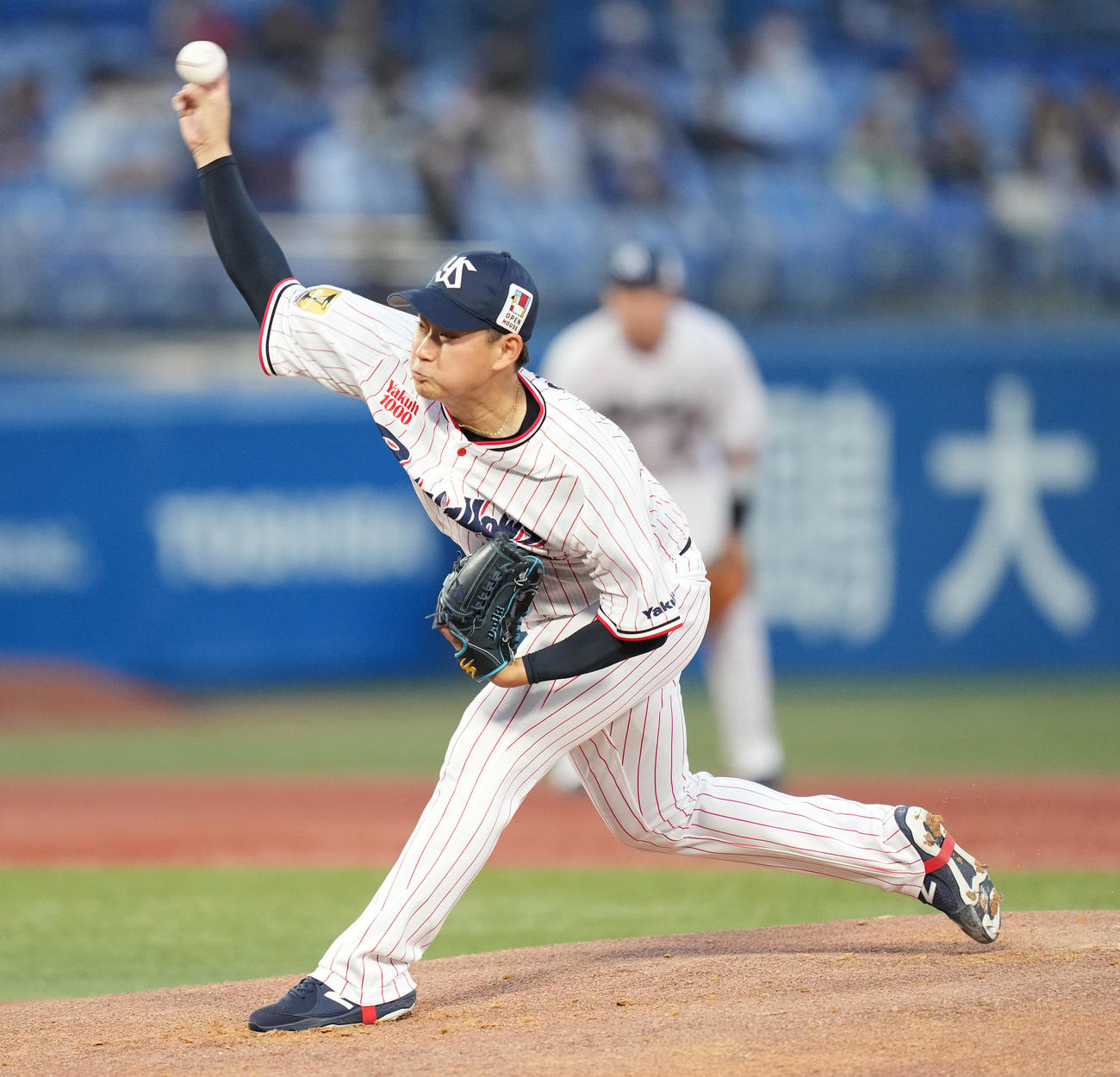 ヤクルト対中日　先発し力投するヤクルト吉田喜（撮影・鈴木みどり）